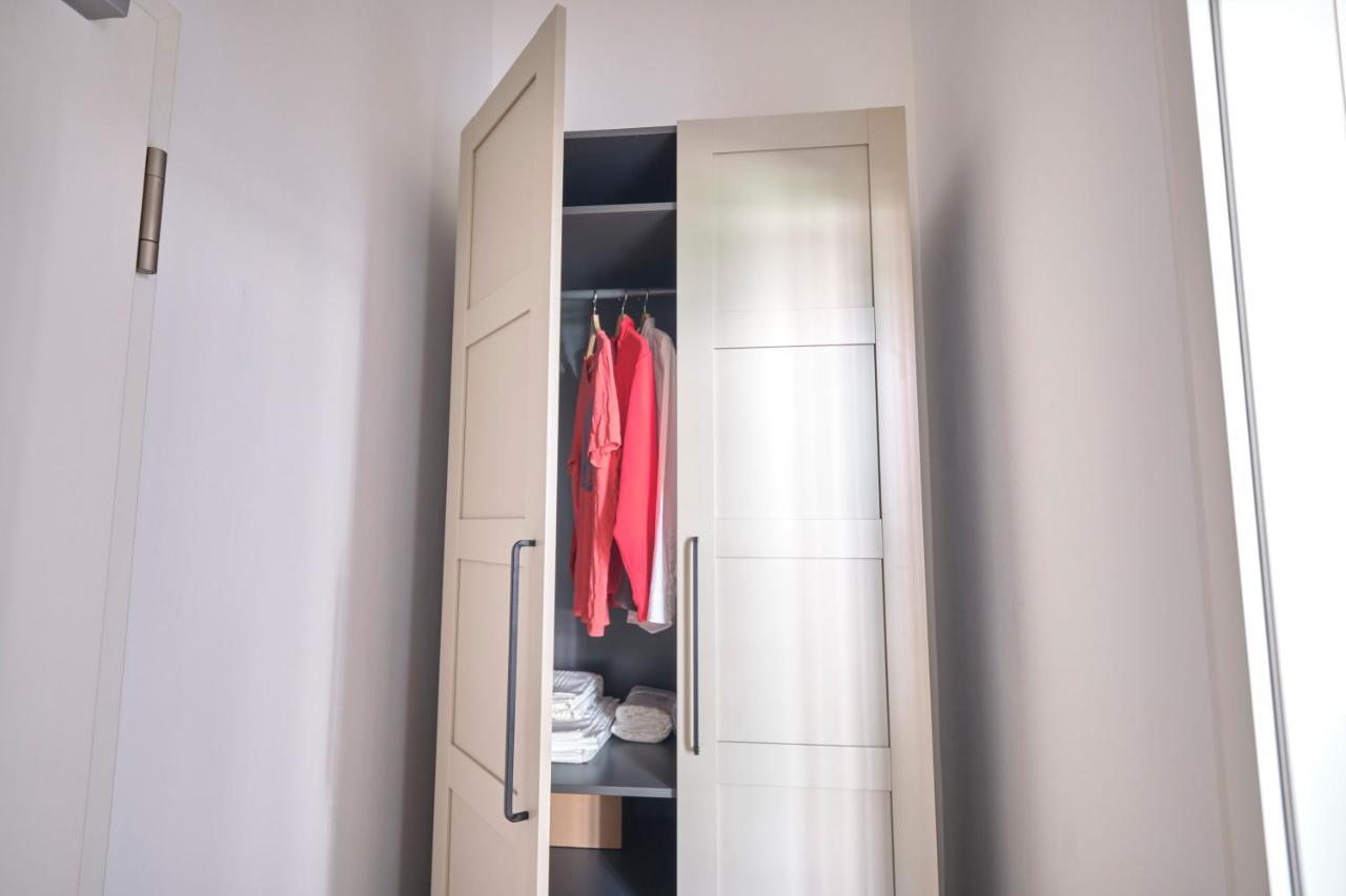 Historisches Deluxe Apartment Im Marianum Нойс Экстерьер фото