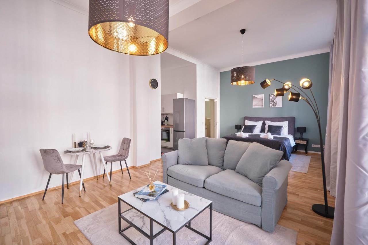 Historisches Deluxe Apartment Im Marianum Нойс Экстерьер фото