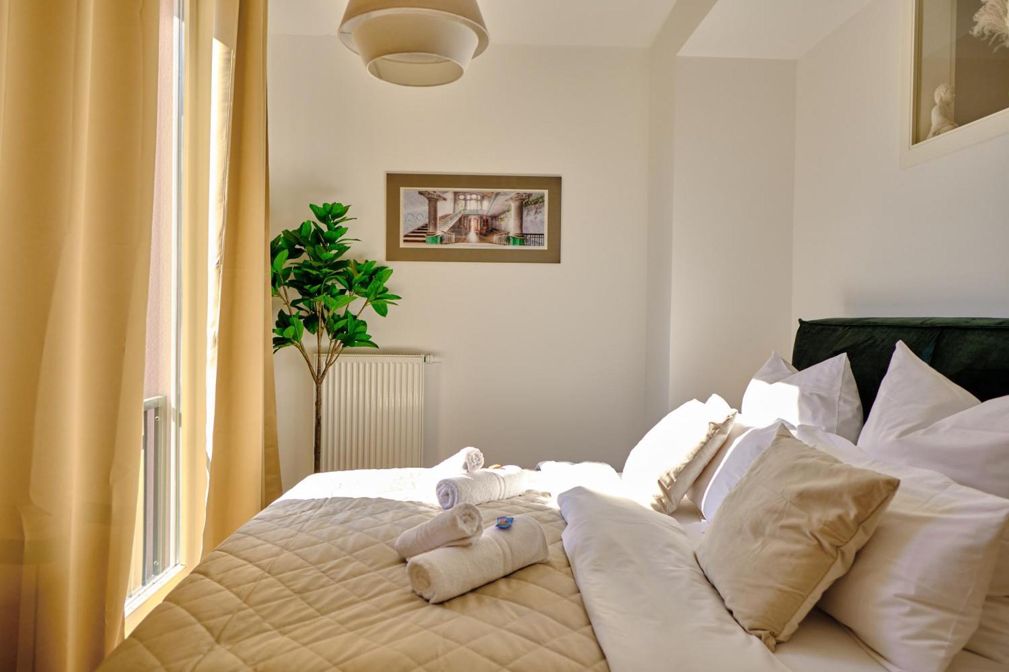 Historisches Deluxe Apartment Im Marianum Нойс Экстерьер фото