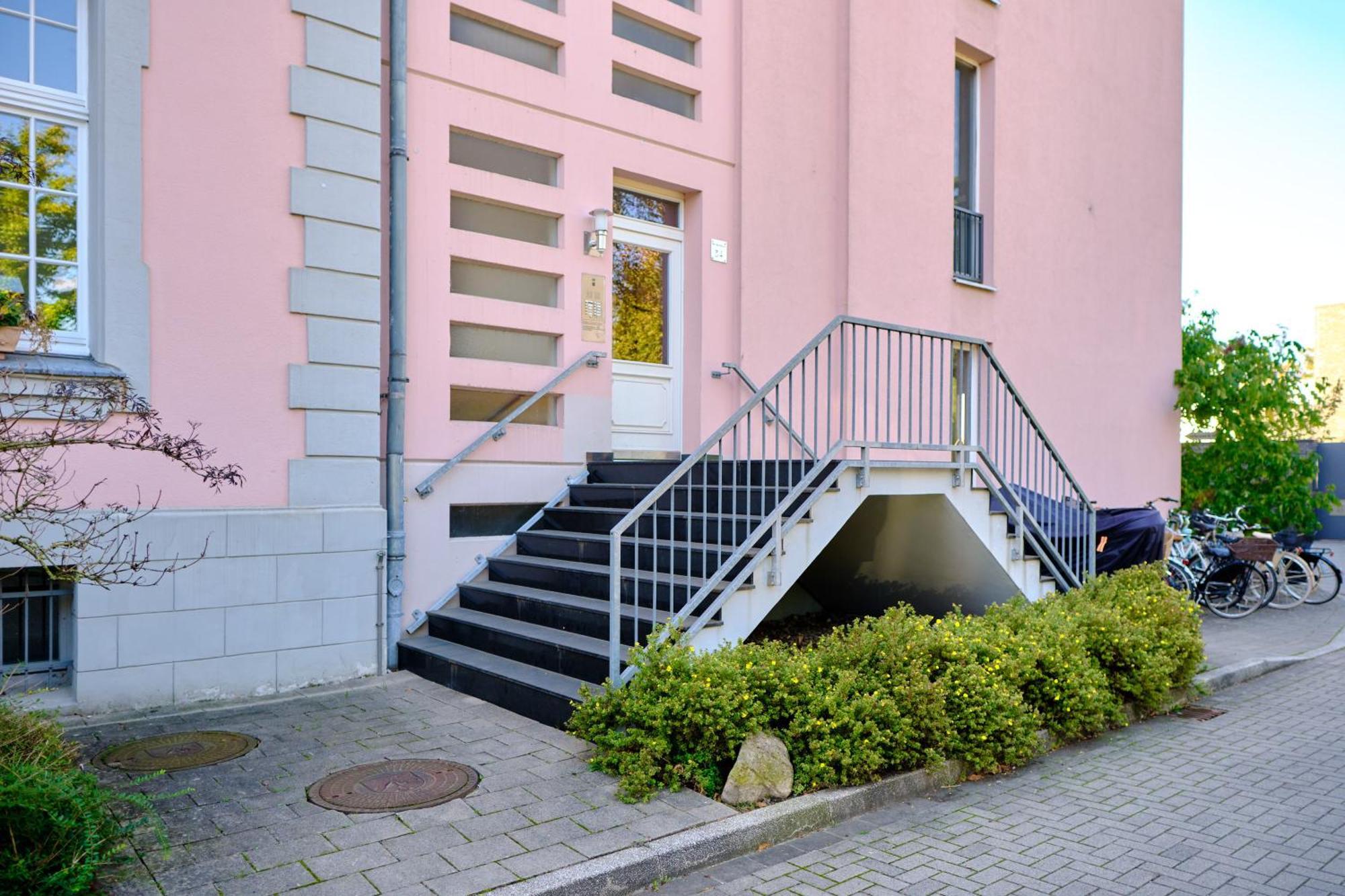 Historisches Deluxe Apartment Im Marianum Нойс Номер фото