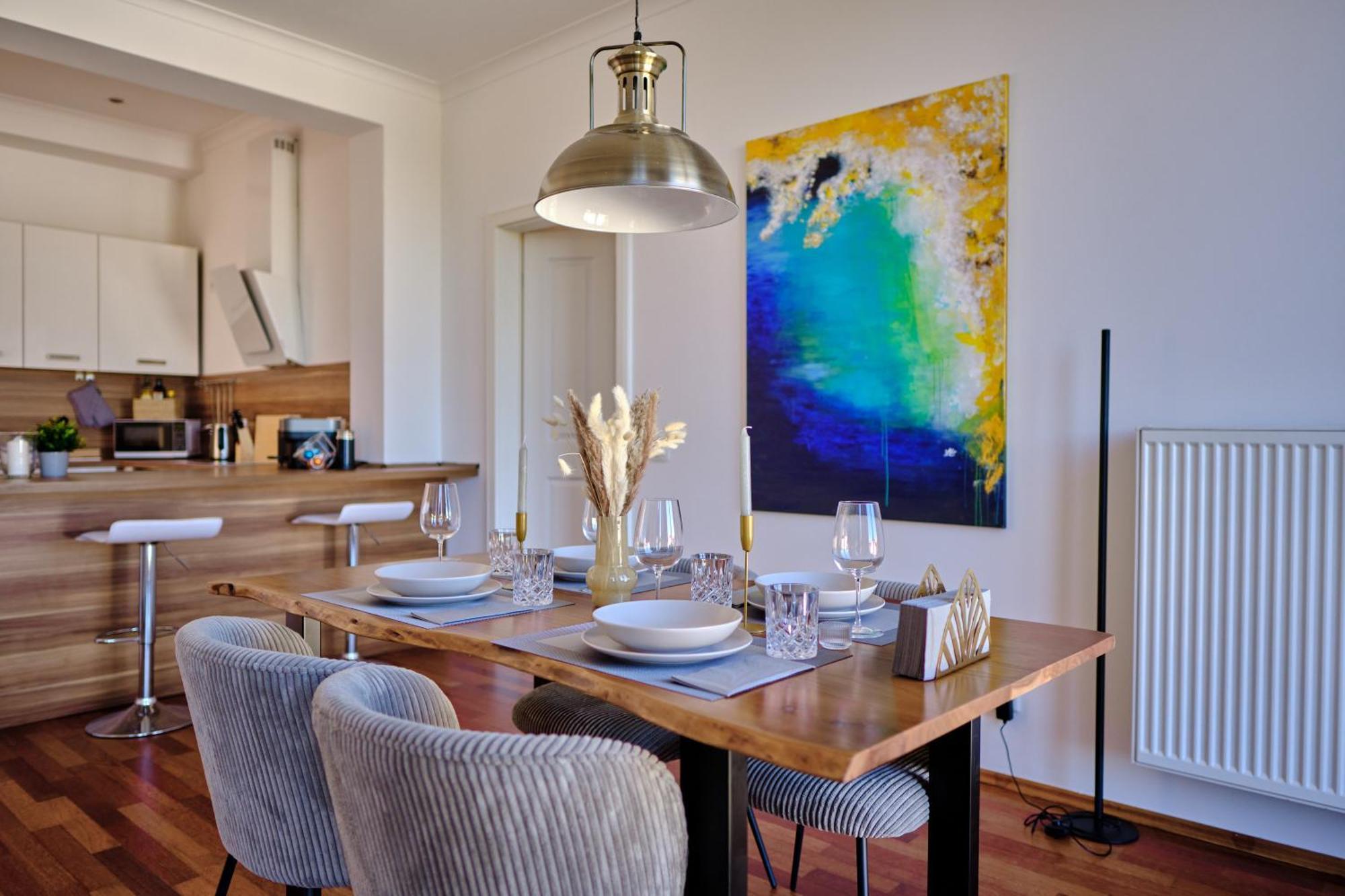 Historisches Deluxe Apartment Im Marianum Нойс Номер фото